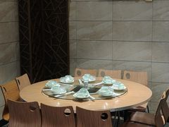 -荣基四海一家·家常菜·海鲜大排档(新安店)
