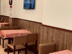 -红宝石·鲜奶小方·海派西点房(浦三店)