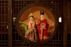 -巴黎春天·菀纱仙庭婚纱美学