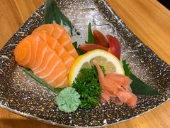 三文鱼刺身-桃太郎创作料理(大坪店)