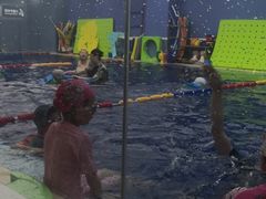 -龙格亲子游泳·水育早教运动中心(绿宝中心)