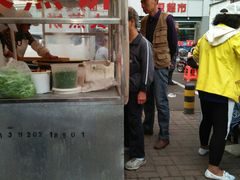 -滨海新区濒开里菜市场