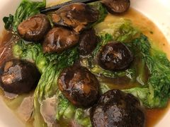 -东豪园林海鲜酒家(南港路辅路店)