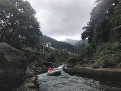-藏龙百瀑漂流