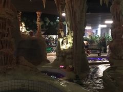 -泉城欧乐堡戏水湾艺术养生温泉