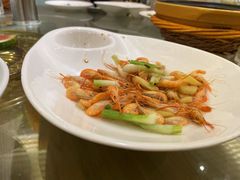 -新天明砂锅鱼头煲