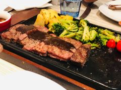 -必胜客(武汉欢乐谷店)
