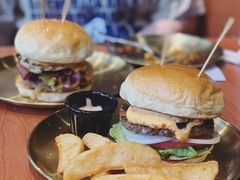 火烤墨西哥鲜椒牛肉汉堡-魏斯理汉堡(西安沣东吾悦店)