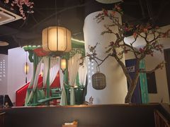 -荷塘秋月·本帮江浙菜(国权路店)