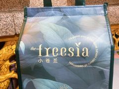 -小苍兰风铃草蛋糕甜品(沈阳店)