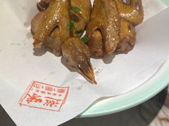 盐焗乳鸽-巡味顺德菜(龙华壹方城店)