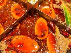 -爱你您·自家鱼塘·活水喷泉鱼火锅(八里店)