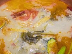 -洱火云南酸菜牛肉火锅(石景山当代商城店)