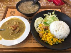 港式黄咖喱龙虾饭-海盗虾饭·剥好的小龙虾饭(SOHO尚都店)