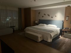 -上海佘山世茂艾美酒店