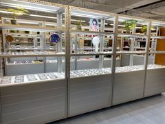 -无奔眼镜·蔡司·依视路授权店(马家堡店)