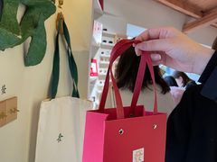 -LADY FAFA(巨鹿路陕西南路路口店)
