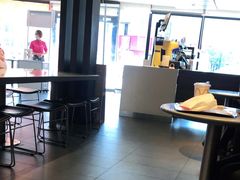 大堂-麦当劳(宾水西道店)