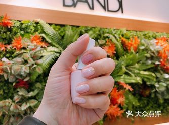 结婚时候做的指甲都没有这么仙~好喜欢,实在是太美了