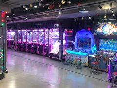 -嗨翻Hi-Fun竞技主题乐园·蹦床团建生日轰趴(荆川 国光1937店)