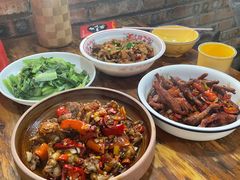 -老三样·美食研究中心(世贸路店)