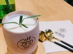 -ZING COFFEE 镜咖啡
