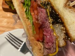 -三勾JJJ Burger&Coffee(梅溪湖店)