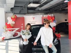 -TESLA 特斯拉(广州天环广场体验店)