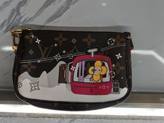 -聚云奢二手奢侈品黄金手表包包回收·中古店(中福城店)