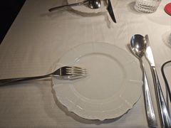 -LESCEDARS Brasserie Bistro香柏树