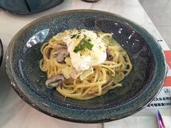 卡邦尼意粉配波蛋-拾挚扒房(招商花园城店)