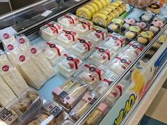 -85度C(生甜甜圈研究工坊·上海平凉店)