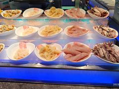 -曼格活海鲜·牛排自助(光明蓝鲸店)