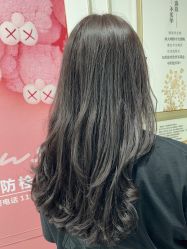 -镁连社·美联社