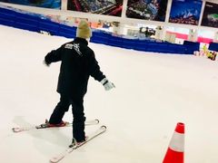 -乔波室内滑雪场