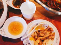 -红牌美蛙鱼头火锅(万辉国际广场店)