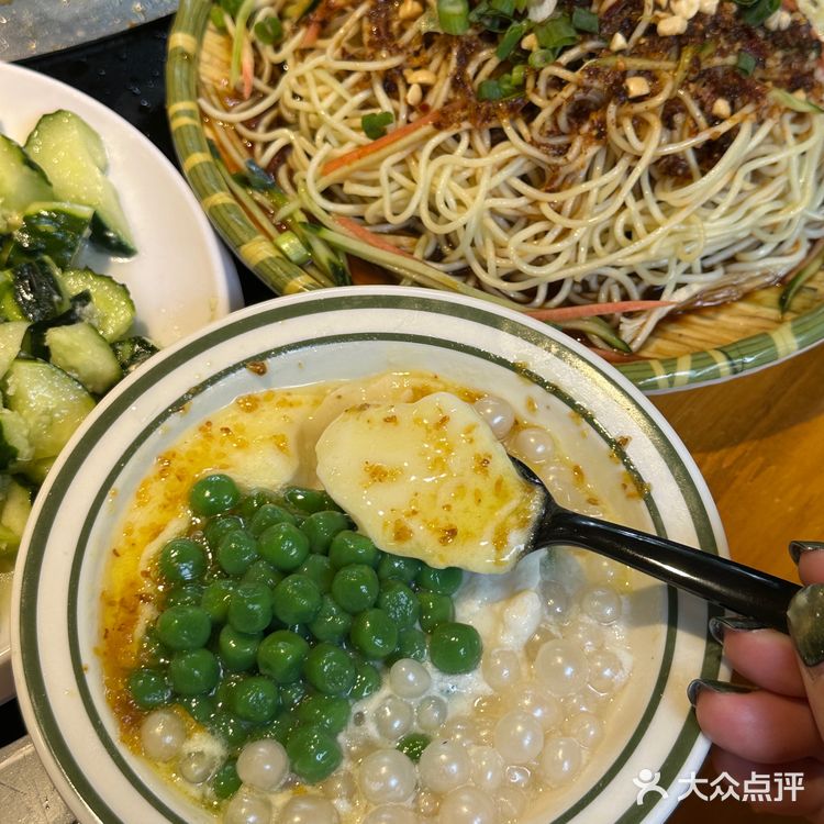 家人们谁懂啊！！在重庆吃到好吃的的柴火鸡！！