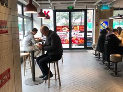 大堂-肯德基(杭州和平饭店)