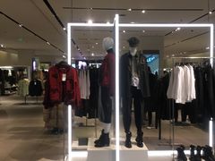 -ZARA(万达广场二七店)