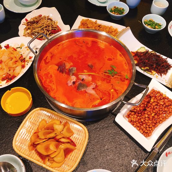 苗味酸汤世家(古镇店)