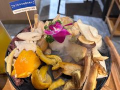 -一朵菌·野生菌探索家火锅(南亚店)