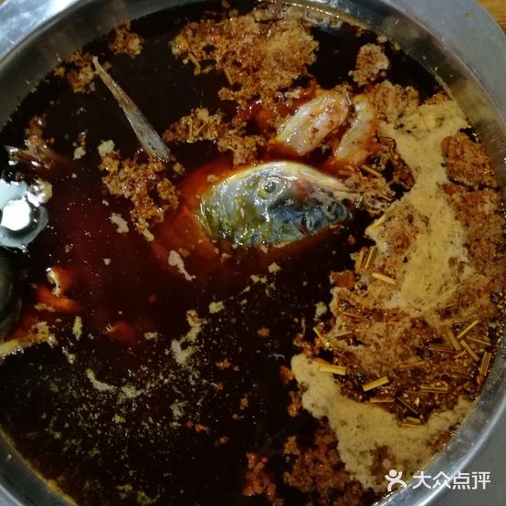 芳芳鱼火锅自助餐