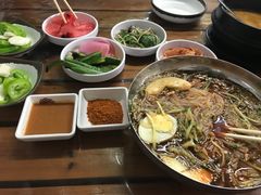 -满都拉碳火烤肉(文苑路店)