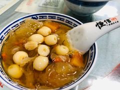 冰糖雪耳木瓜-恒信牛奶甜品(南京总店)