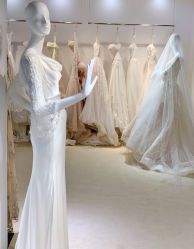 -Flora婚纱礼服定制租赁店