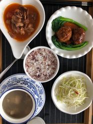 -明宇集团·积木枝芽母婴健康管理中心(天府店)