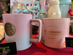 -星巴克臻选(莘庄仲盛店)