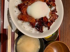 二阶温泉蛋豚丼套餐-ドライブインいとう豚丼名人(新千岁机场店)