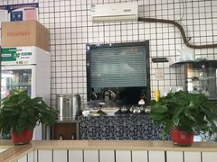 -八两八金·莱芜特色炒鸡(市南漳浦路店)