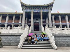 -宾果蒙特梭利托育儿童之家幼儿园(爱琴海店)